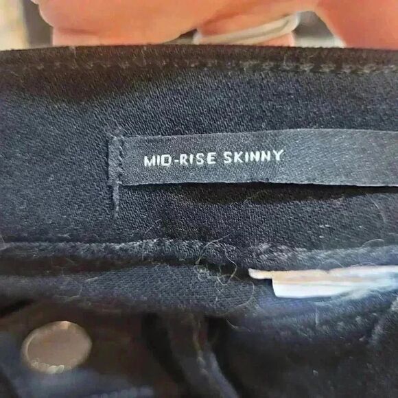 Banana Republic Women's Black Cotton/Spandex Mid-Rise Skinny Jeans - Picture 11 of 13